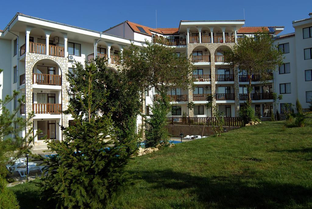 Kambani Bells Apart Complex Sveti Vlas Esterno foto