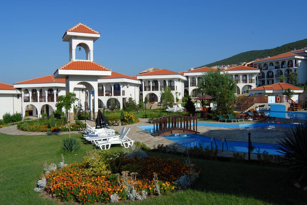 Kambani Bells Apart Complex Sveti Vlas Esterno foto