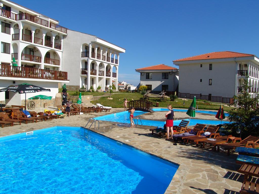 Kambani Bells Apart Complex Sveti Vlas Esterno foto